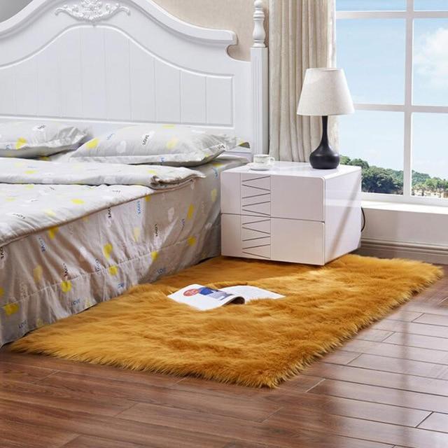 Luxury Faux Fur Rug For Bedroom