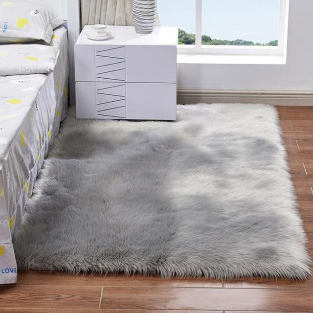 Luxury Faux Fur Rug For Bedroom