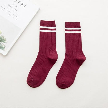 RETRO Striped Crew SockS