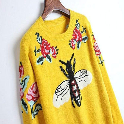 Women Floral Embroidery Bee Sweater