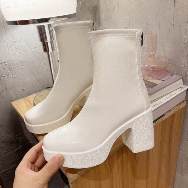 Woman Leather Ankle Boots