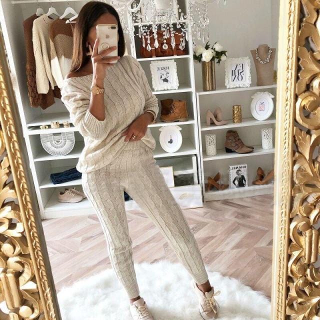 Knitted Sweater and Pants