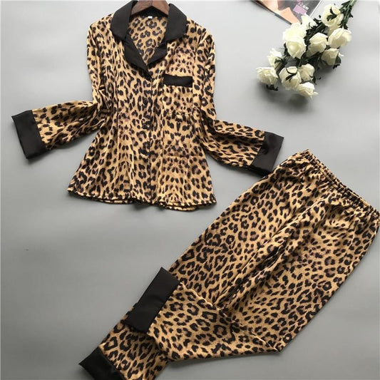 Woman Ice Silk Fashion Leopard Print Sexy Pajama Set