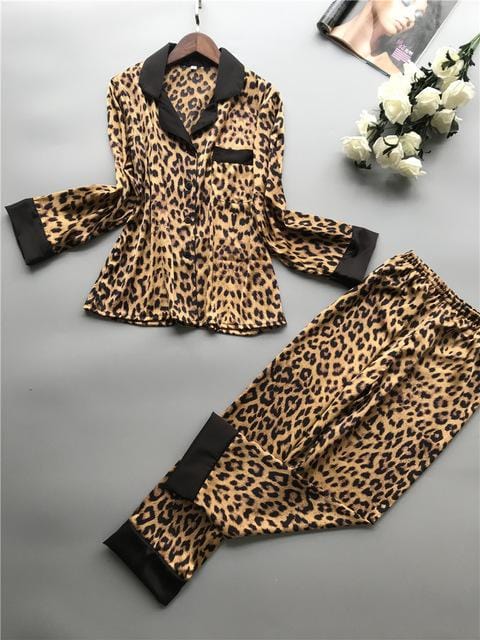 Woman Ice Silk Fashion Leopard Print Sexy Pajama Set